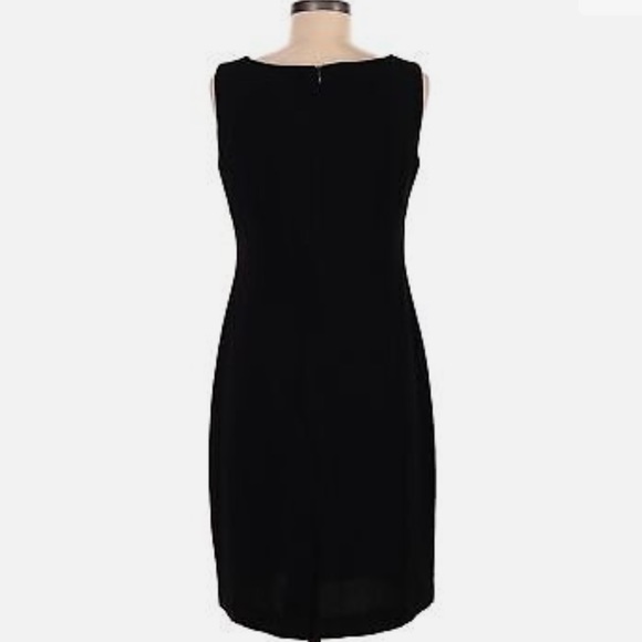 DANNY & NICOLE V NECK, SLEEVELESS DRESS - Picture 2 of 5